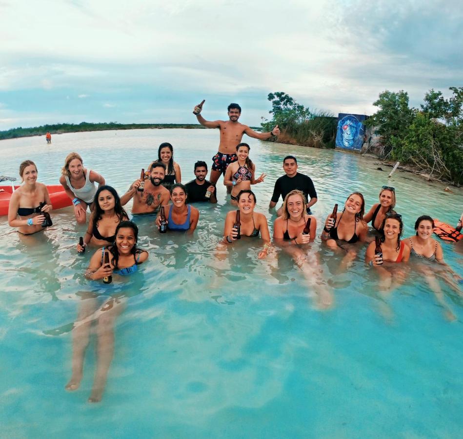 The Yak Lake House - Hostal Bacalar Esterno foto