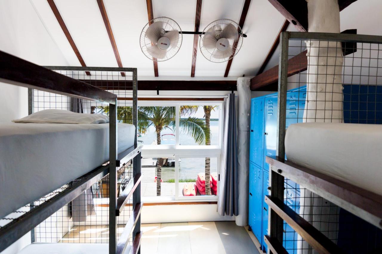 The Yak Lake House - Hostal Bacalar Esterno foto